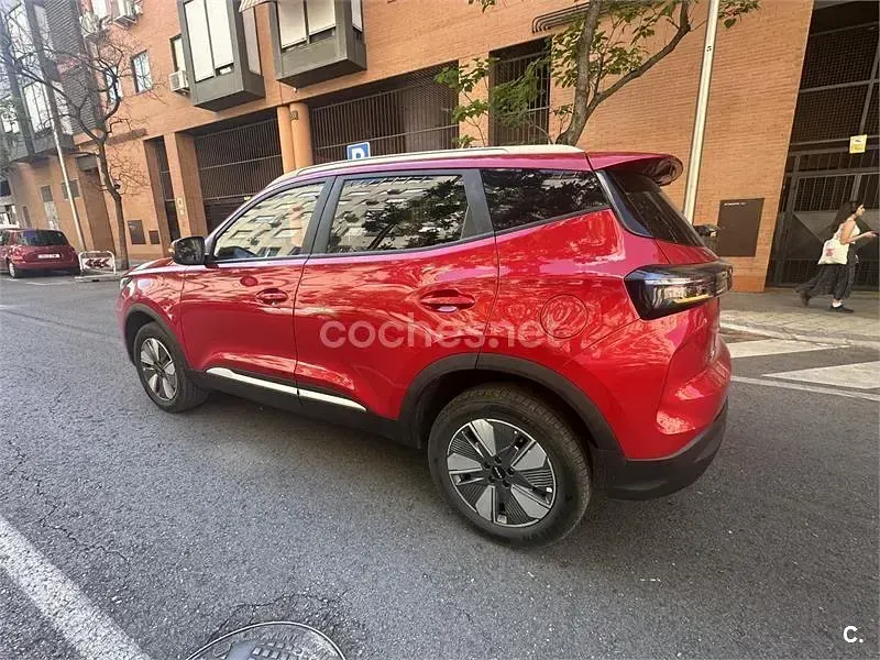Usado Ebro s400 211 CV (155 kW) 2026 Rojo SUV