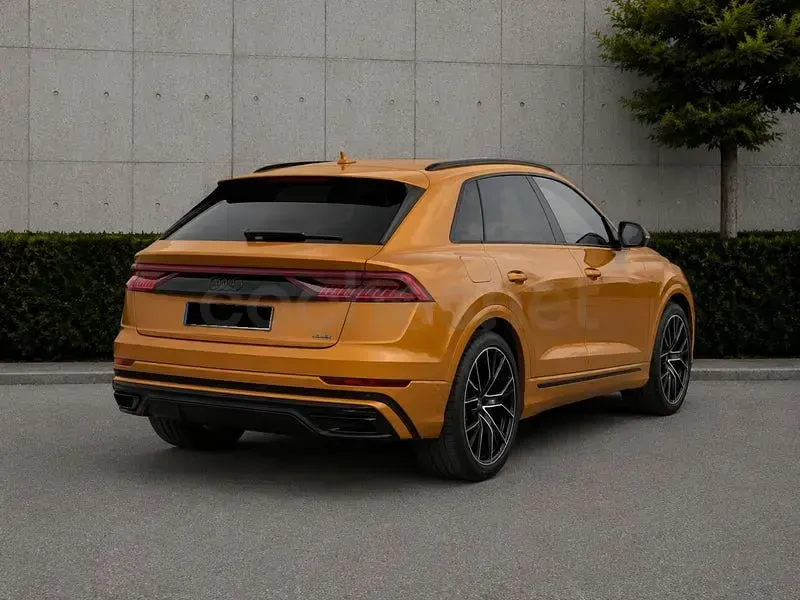 Usado Audi Q8 S-Line 286 CV (210 kW) 2021 Naranja SUV