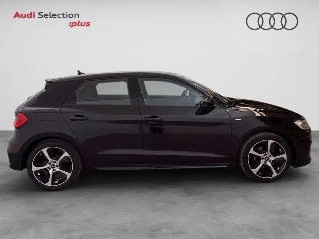 Usado Audi A1 Sportback Black Edition 110 CV (80 kW) 2022 Negro Utilitario