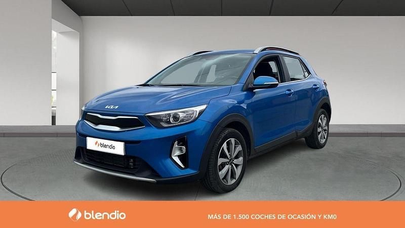 Usado Kia Stonic 100 CV (73 kW) 2025 Negro SUV