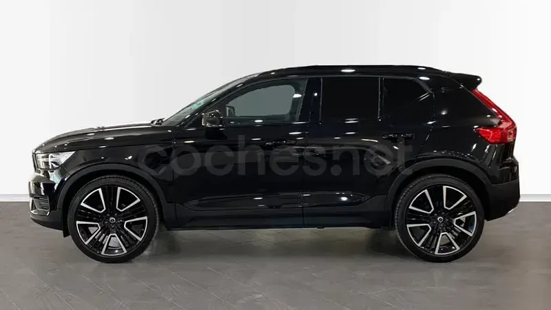 Usado Volvo XC40 R-Design 163 CV (119 kW) 2020 Negro SUV