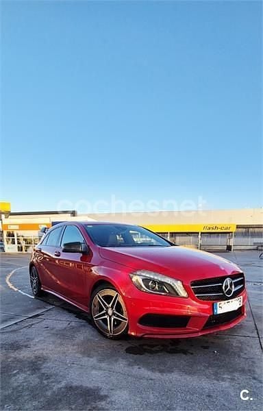 Usado Mercedes A200 AMG 136 CV (100 kW) 2012 Rojo Berlina