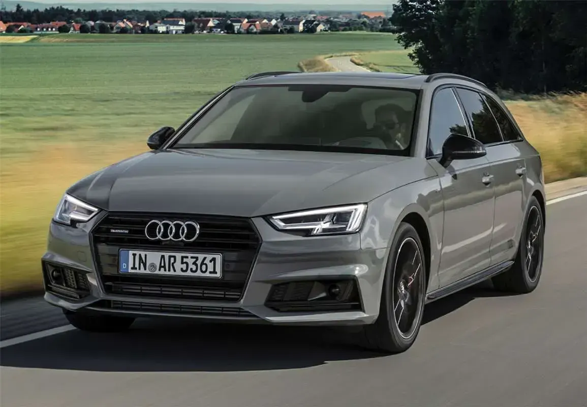 Usado Audi A4 S-Line 190 CV (139 kW) 2019 Gris Familiar