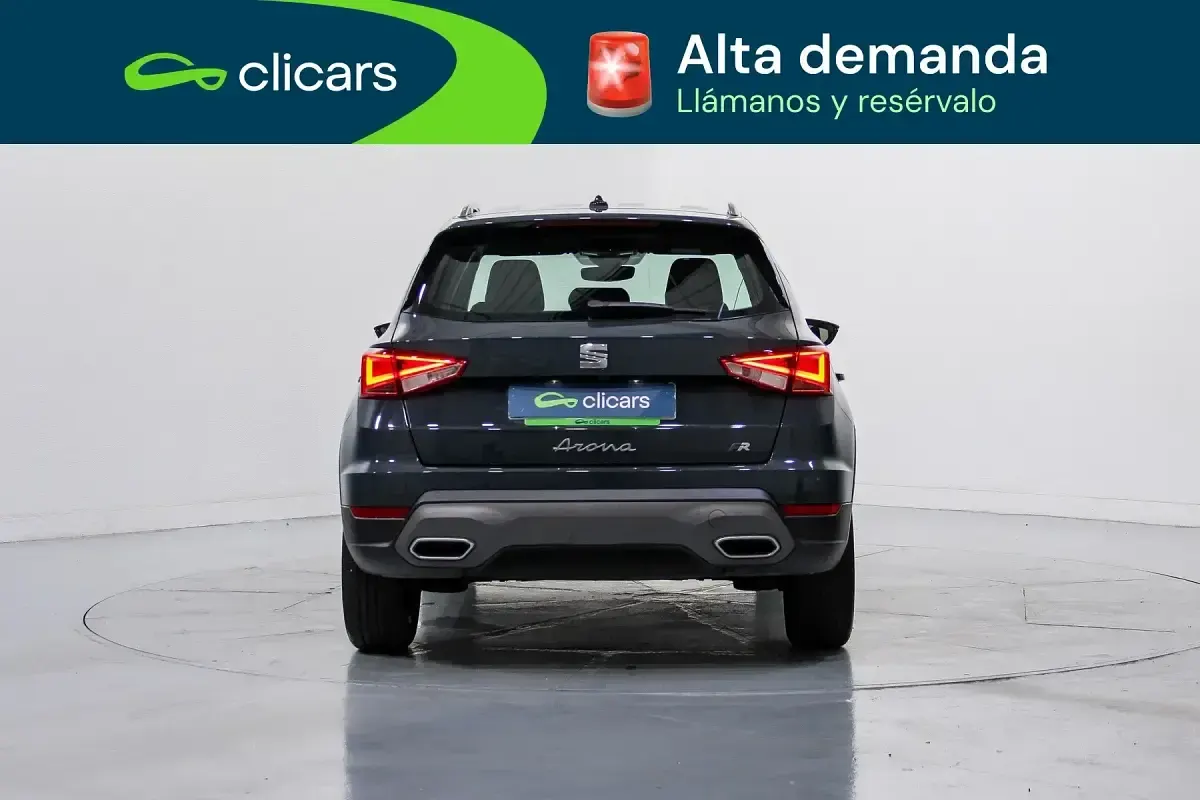 Usado Seat Arona FR 116 CV (85 kW) 2025 Negro SUV