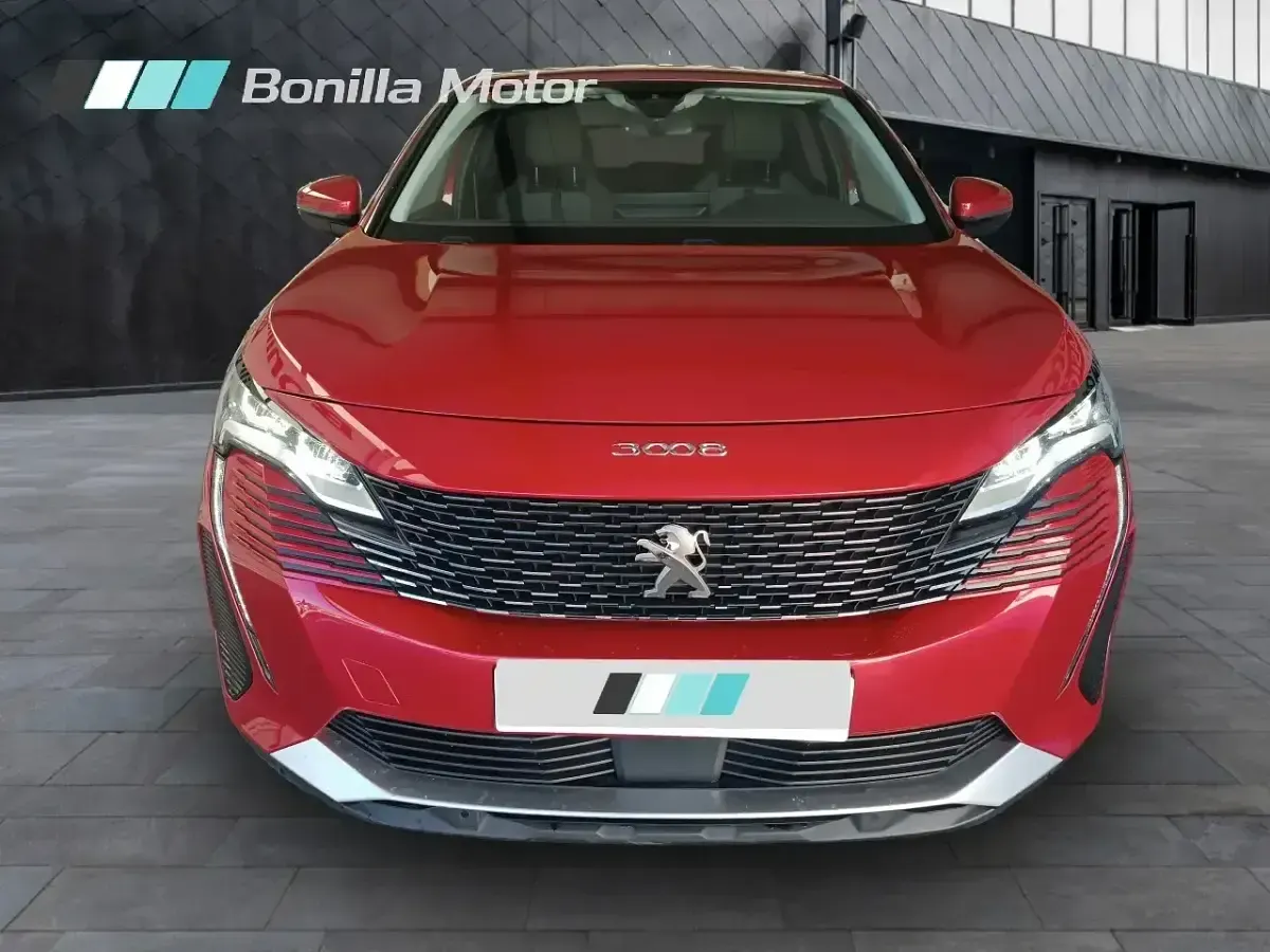 Usado Peugeot 3008 Allure 130 CV (95 kW) 2021 Rojo SUV