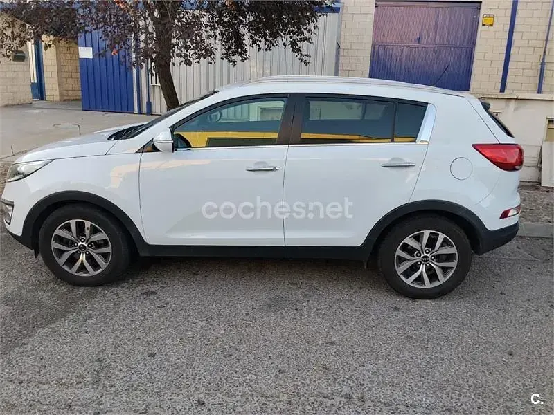 Usado Kia Sportage 115 CV (84 kW) 2014 Blanco SUV
