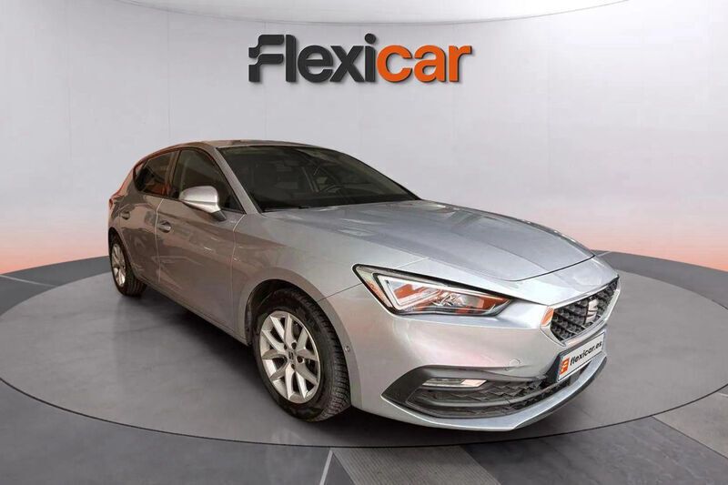 Blanco Usado 2021 Seat Leon Style Berlina | 14.190 € (Precio justo) - Imagen 1/4