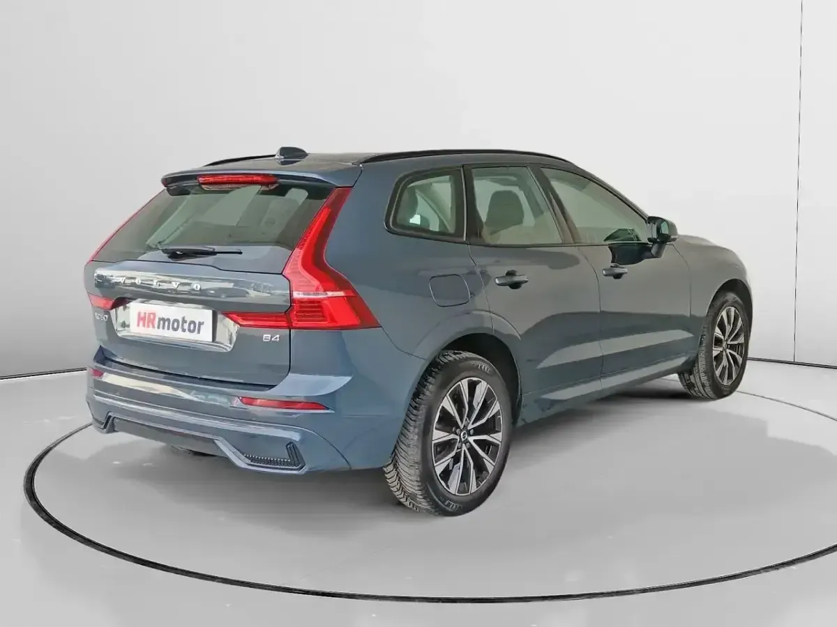Usado Volvo XC60 Plus 197 CV (144 kW) 2023 Azul SUV
