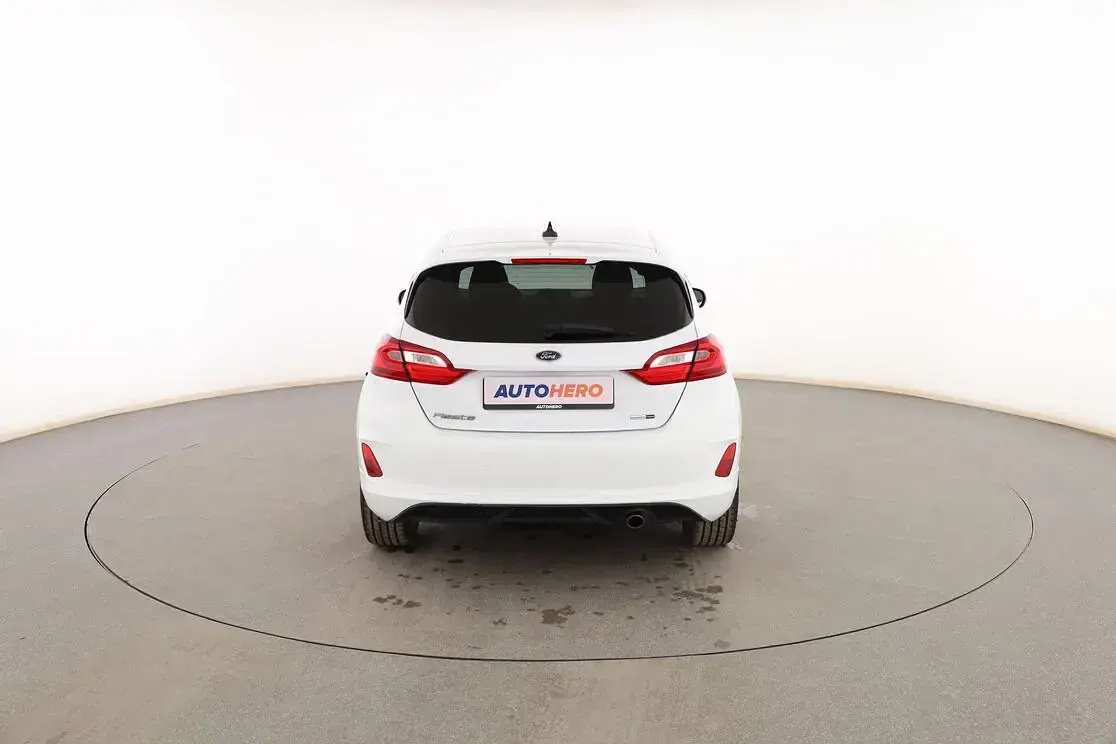 Usado Ford Fiesta ST-Line 155 CV (114 kW) 2020 Blanco Utilitario