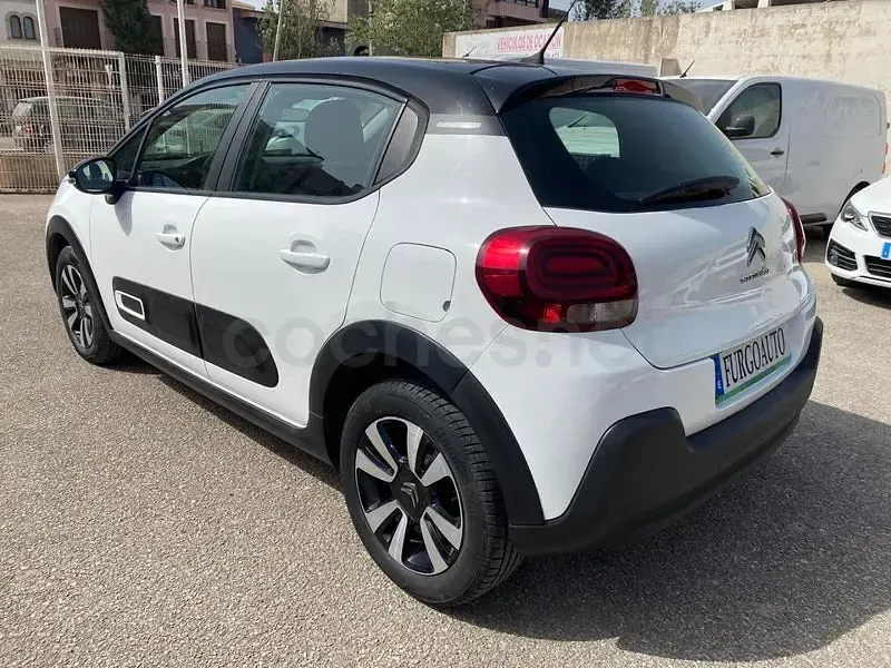 Usado Citroën C3 Feel 83 CV (61 kW) 2021 Blanco Utilitario