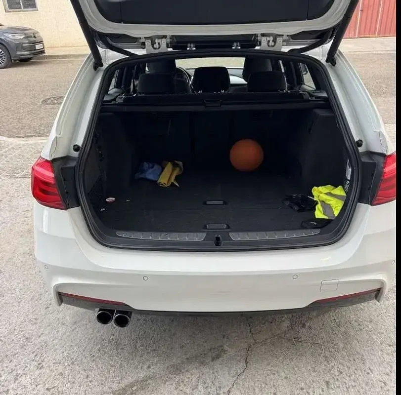 Usado BMW 330 Shadowline 252 CV (185 kW) 2015 Blanco Familiar