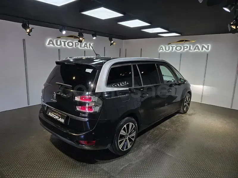 Usado Citroën Grand C4 Picasso Shine 150 CV (110 kW) 2017 Negro Monovolumen