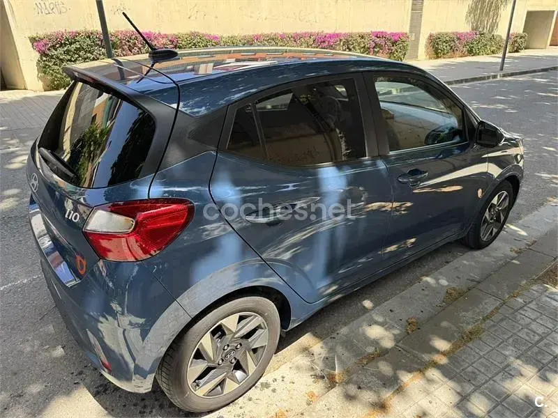 Usado Hyundai i10 67 CV (49 kW) 2025 Azul Utilitario
