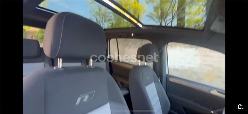 Blanco Usado 2017 VW Touran Advance Monovolumen | 23.900 € (Caro) - Imagen 1/1