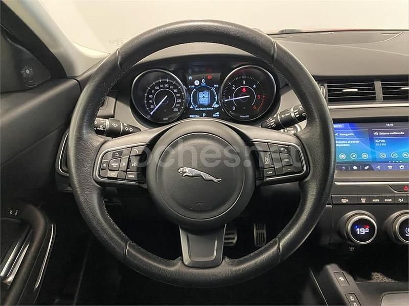 Usado Jaguar E-Pace 150 CV (110 kW) 2019 Rojo SUV