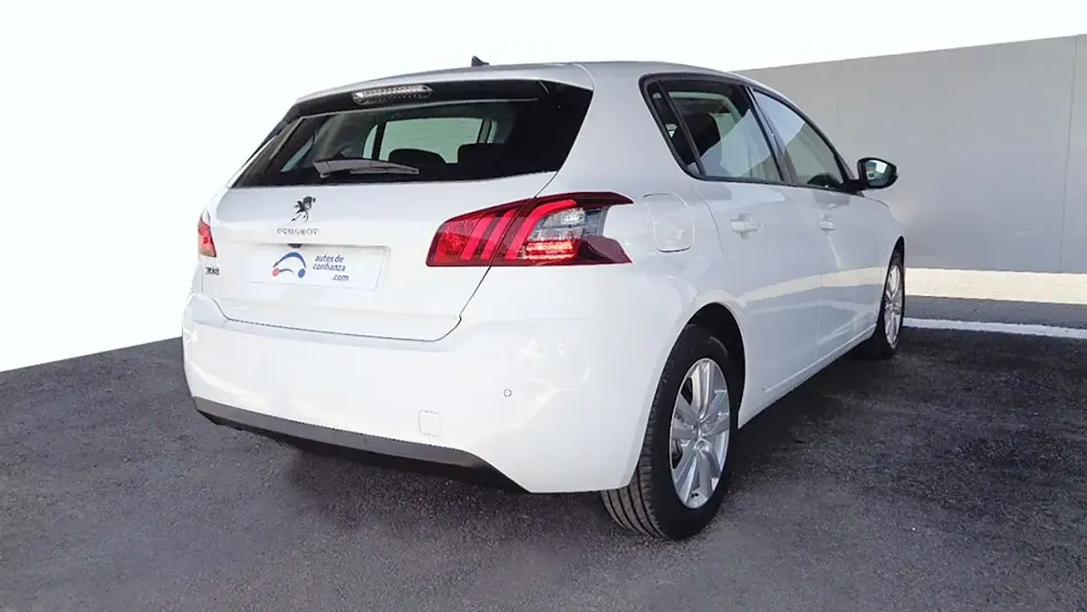 Usado Peugeot 308 Active 131 CV (96 kW) 2022 Utilitario