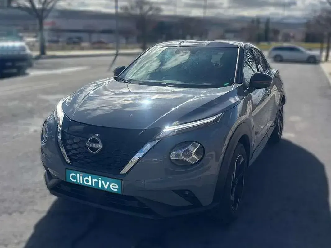 Usado Nissan Juke N-Connecta 94 CV (69 kW) 2024 Gris SUV