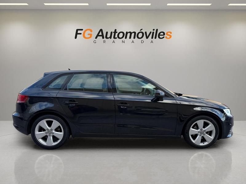 Usado Audi A3 Sportback Ambition 150 CV (110 kW) 2013 Negro Utilitario