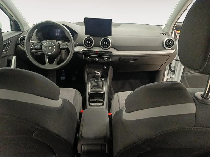 Usado Audi Q2 S-Line 116 CV (85 kW) 2025 Blanco SUV