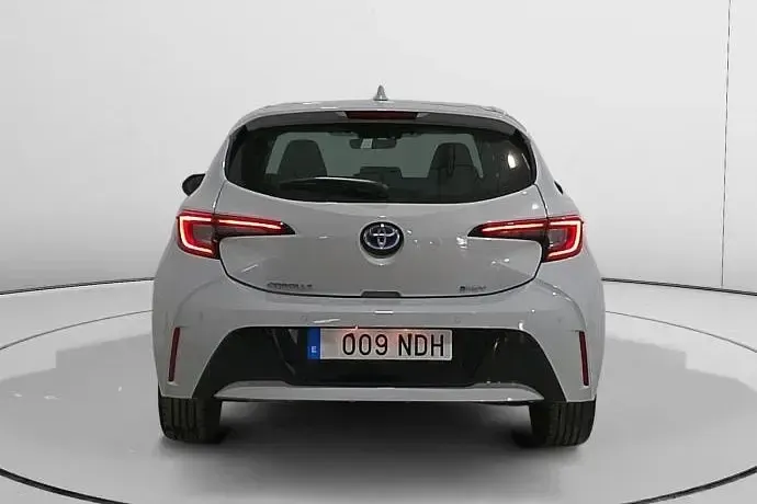 Usado Toyota Corolla Business Edition 140 CV (102 kW) 2025