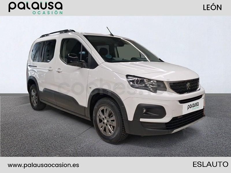 Usado Peugeot Rifter Allure 100 CV (73 kW) 2023 Blanco Monovolumen