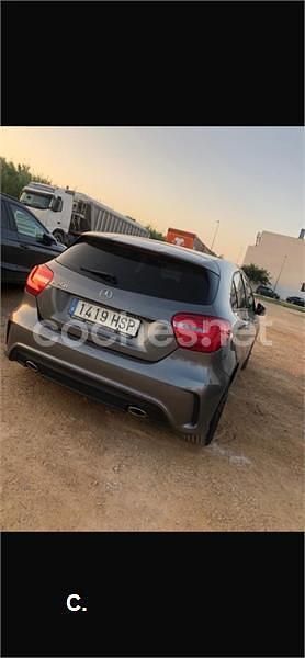 Usado Mercedes A250 211 CV (155 kW) 2013 Gris / plata Berlina