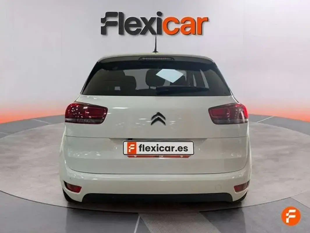 Usado Citroën C4 Feel 131 CV (96 kW) 2020 Blanco Monovolumen