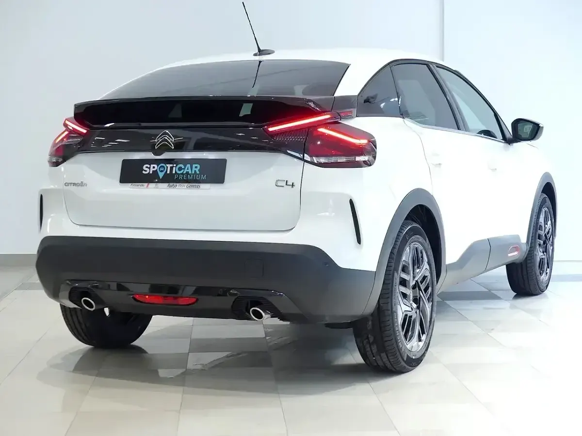 Usado Citroën C4 Feel 130 CV (95 kW) 2021 Blanco Utilitario