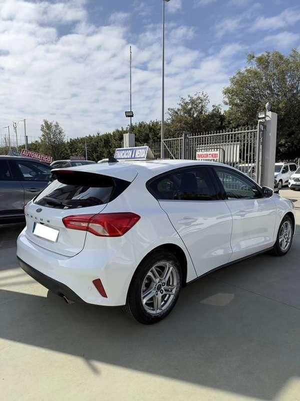 Usado Ford Focus Trend+ 120 CV (88 kW) 2022 Blanco Utilitario