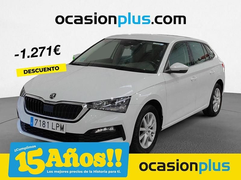Blanco Usado 2021 Skoda Scala Ambition Utilitario | 13.690 € (Precio justo) - Imagen 1/4