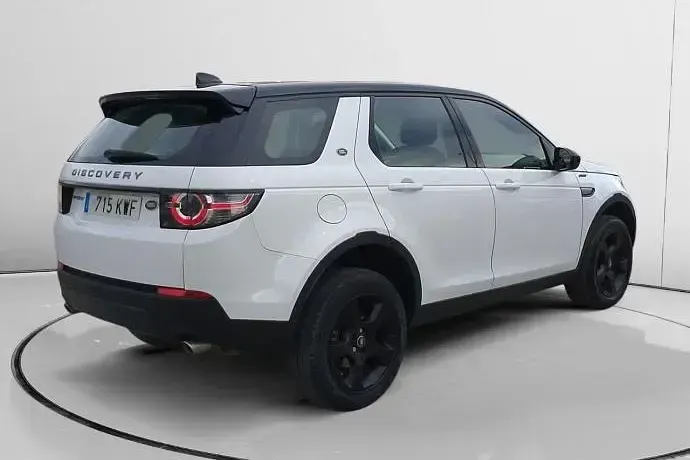 Käytetty Land Rover Discovery Sport HSE Luxury 150 HP (110 kW) 2019 Katumaasturi
