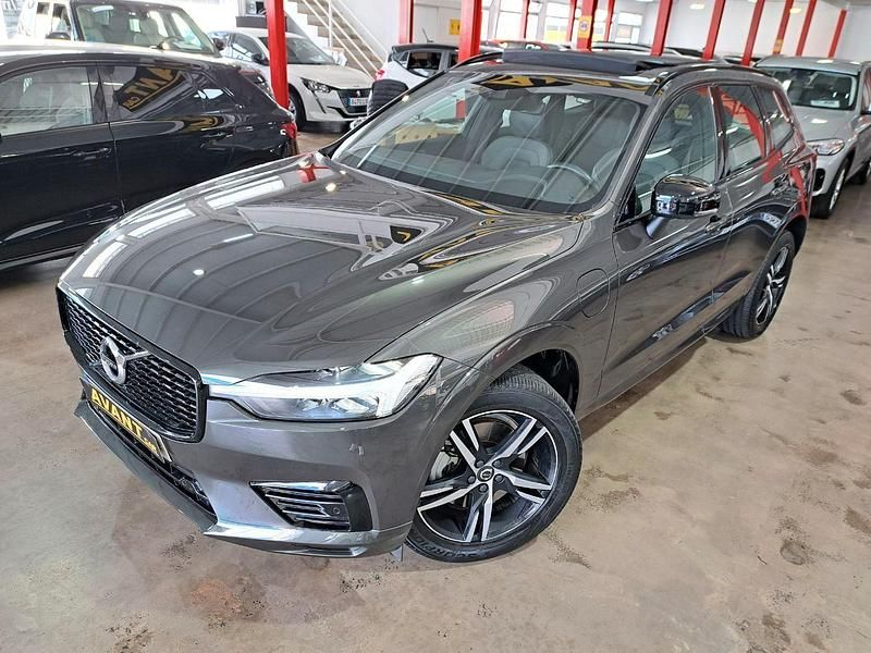 Usado Volvo XC60 R-Design 350 CV (257 kW) 2021 Gris / plata SUV