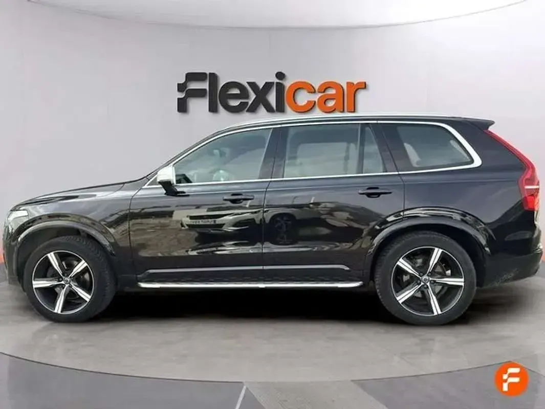 Używany Volvo XC90 R-Design 235 KM (172 kW) 2018 Czarny SUV
