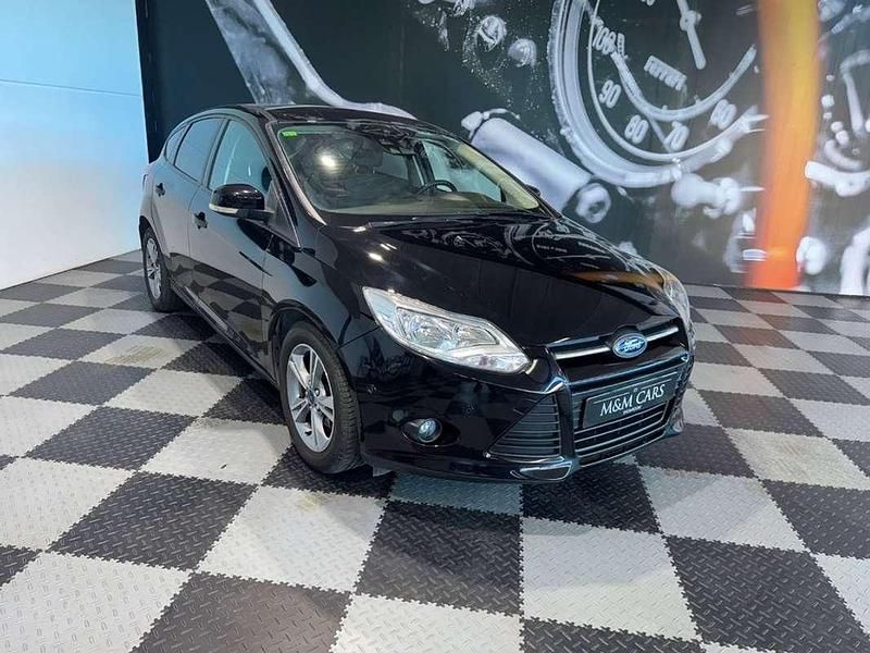 Usado Ford Focus Sport 125 CV (91 kW) 2014 Negro Utilitario