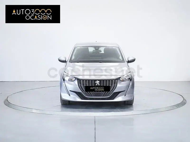 Usado Peugeot 208 Allure 100 CV (73 kW) 2020 Gris / plata Utilitario
