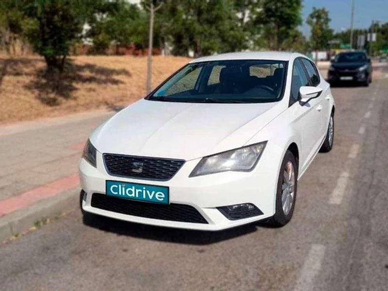 Usado Seat Leon ST Reference 110 CV (80 kW) 2014 Negro Familiar