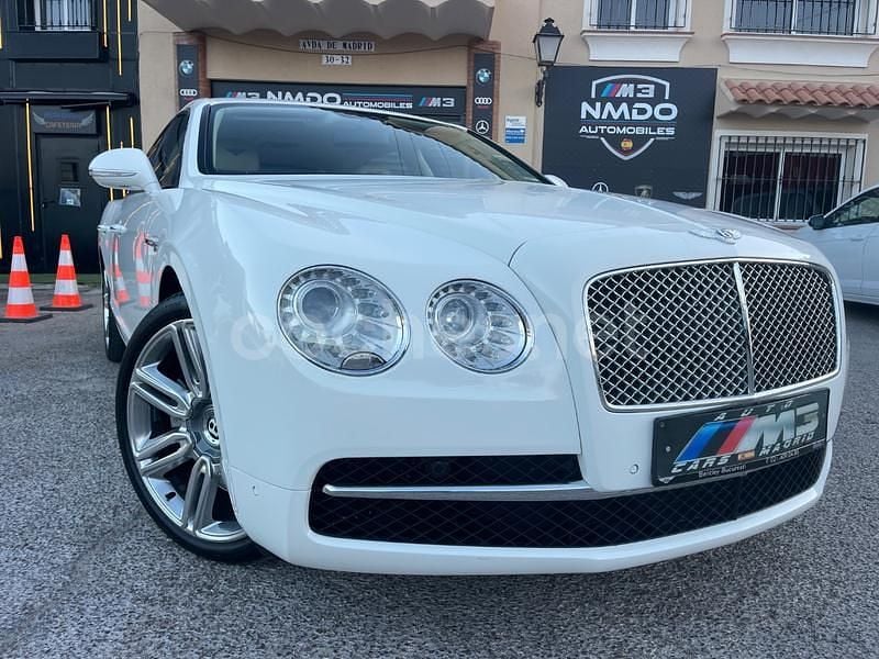 Usado Bentley Flying Spur 625 CV (459 kW) 2016 Blanco Berlina