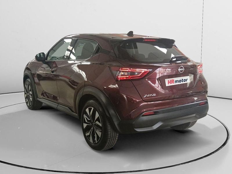 Usado Nissan Juke Acenta 114 CV (83 kW) 2023 Granate SUV