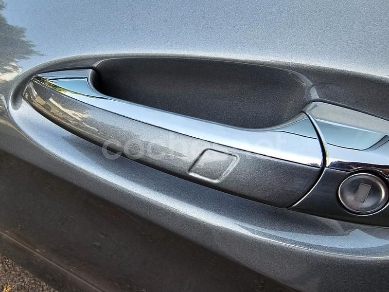 Usado Mercedes GLA250 AMG line 211 CV (155 kW) 2017 Gris / plata SUV