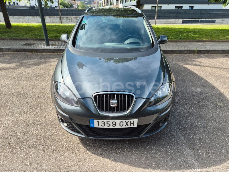 Gris / plata Usado 2010 Seat Altea XL Style Monovolumen | 7000 € (Buen precio) - Imagen 1/4