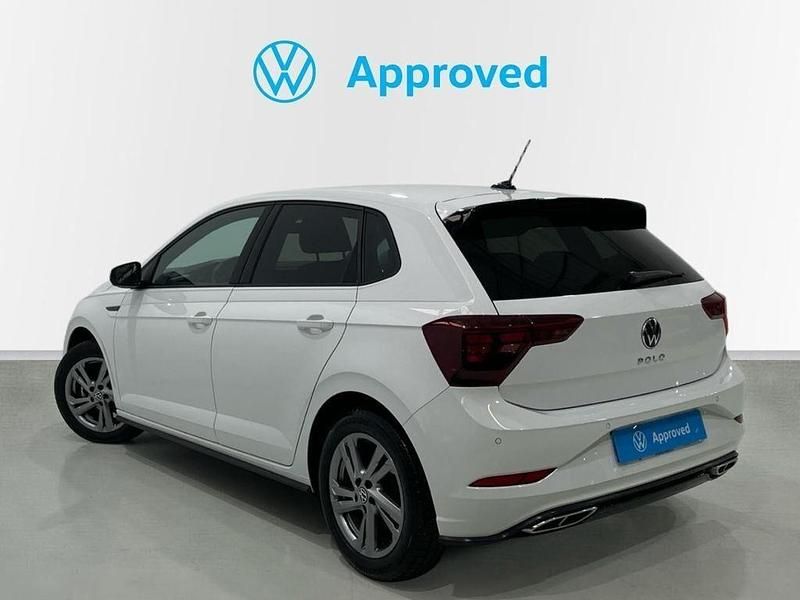 Usado VW Polo R-line 95 CV (69 kW) 2023 Blanco Utilitario