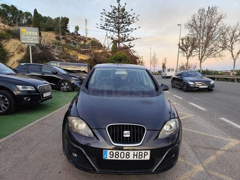 Usado Seat Altea Style 105 CV (77 kW) 2011 Negro Monovolumen