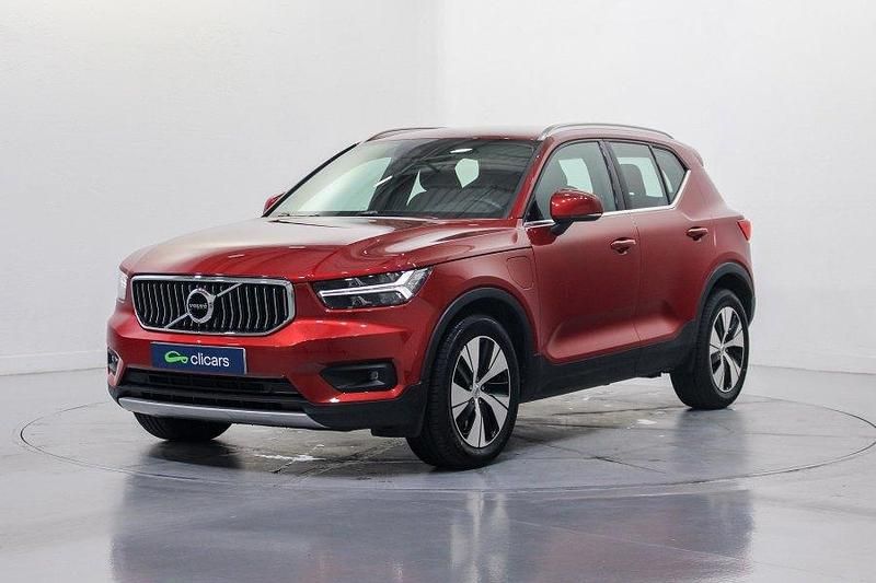 Usado Volvo XC40 Business Edition 262 CV (192 kW) 2020 Rojo SUV