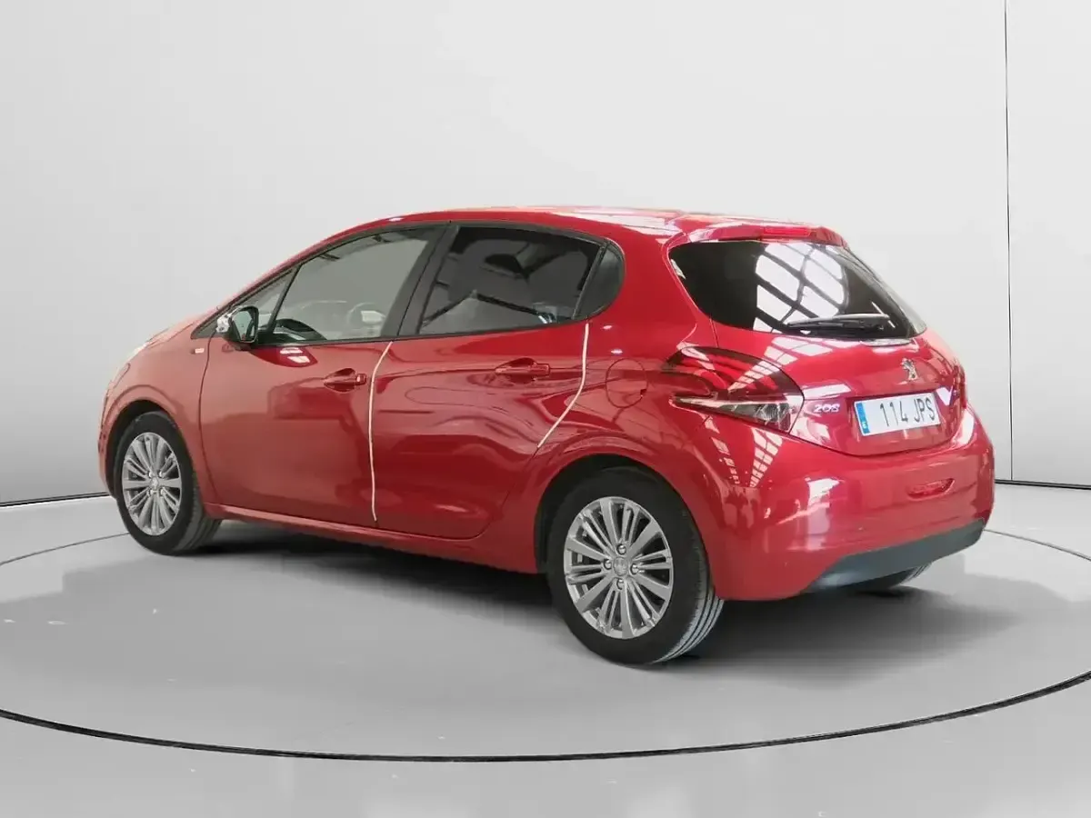 Occasion Peugeot 208 Style 82 PK (60 kW) 2016 Rood Hatchback