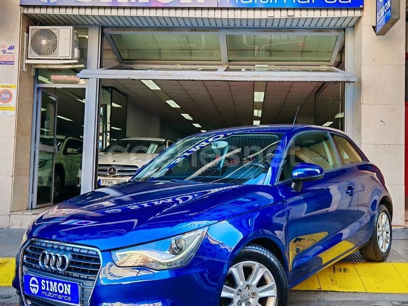 Usado Audi A1 Ambition 86 CV (63 kW) 2010 Azul Berlina