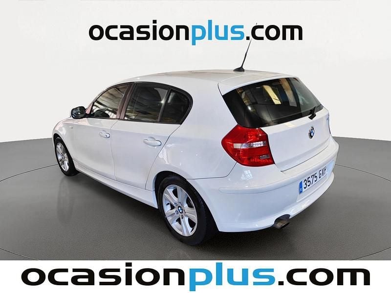 Usado BMW 116 116 CV (85 kW) 2010 Blanco Utilitario