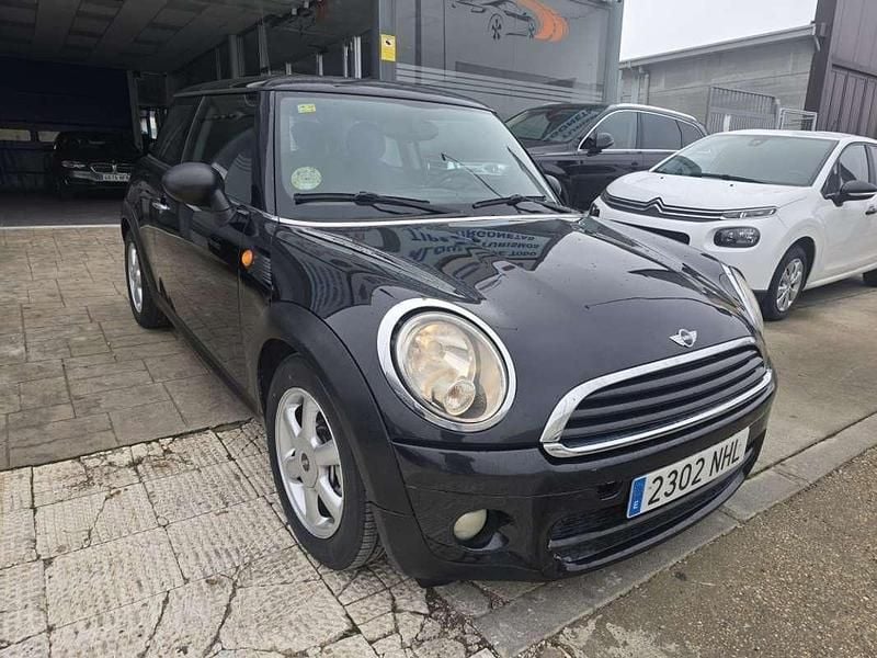 Usado Mini ONE 95 CV (69 kW) 2009 Negro Utilitario