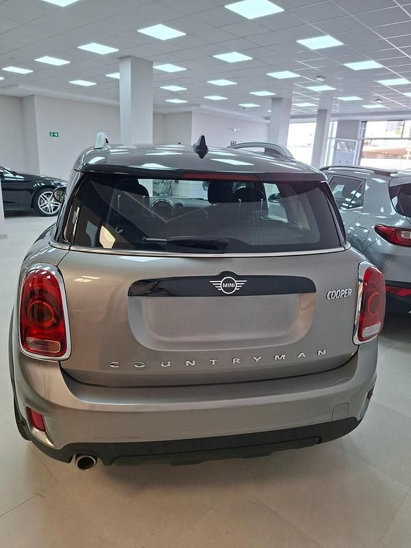 Usado Mini Cooper 136 CV (100 kW) 2019 Gris Utilitario