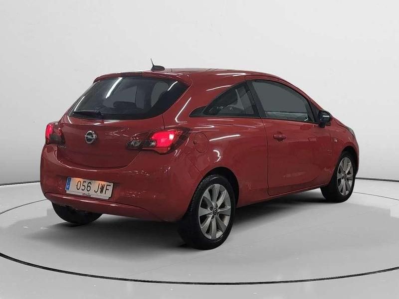 Usado Opel Corsa Selective 90 CV (66 kW) 2017 Rojo Utilitario
