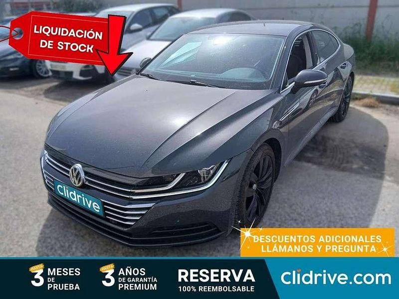 Usado VW Arteon 150 CV (110 kW) 2019 Gris Utilitario